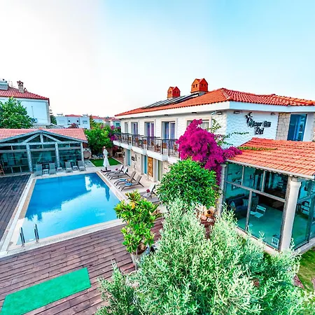 Ruezgarguelue Hotel