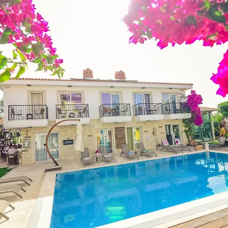 Ruezgarguelue Alaçatı